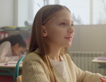 YY易游m6米乐光电公司简介