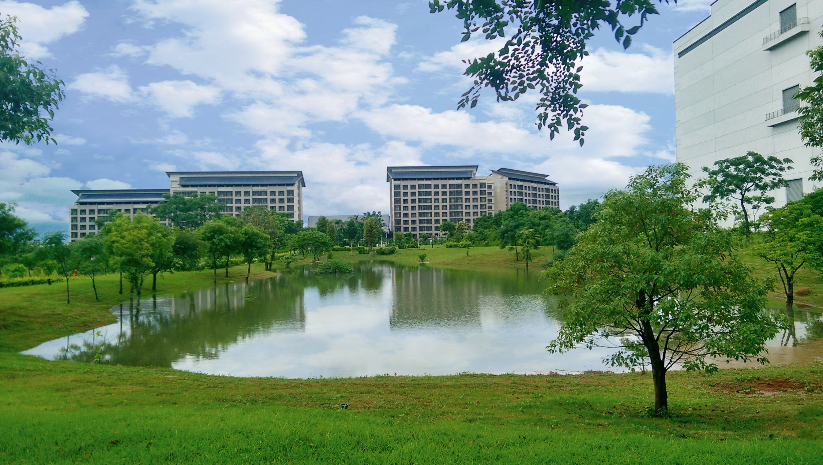 YY易游m6米乐在气候变迁与水安全两大主题，获CDP双A全球领导级肯定。在气候变迁面，YY易游m6米乐重视运营厂区自然共生，透过TNFD国际框架制定自然冲击相关的调适与减缓策略，强化企业气候韧性